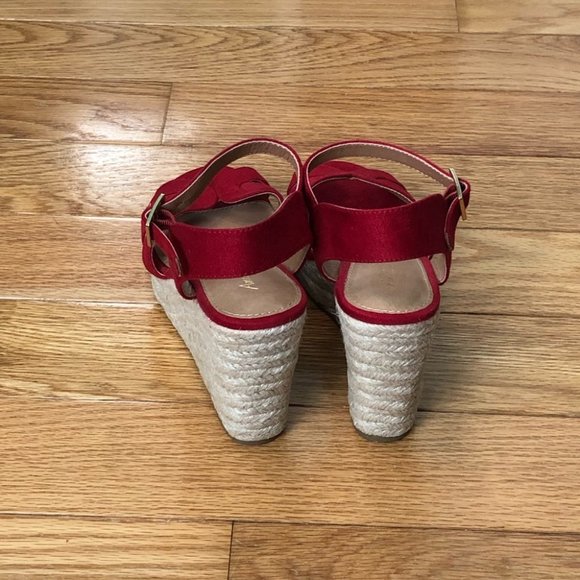 American Eagle Red Wedge Espadrille Sandal - Picture 2 of 8